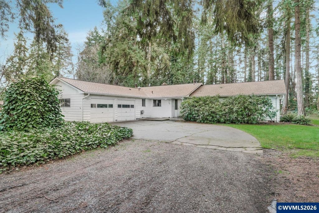 375 Fir Knoll Ln NE, Salem, OR 97317