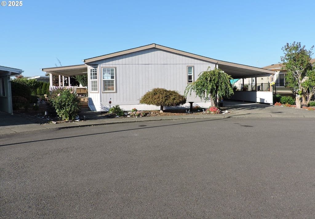 4403 Wagon Wheel Cir Space 120, Forest Grove, OR 97116