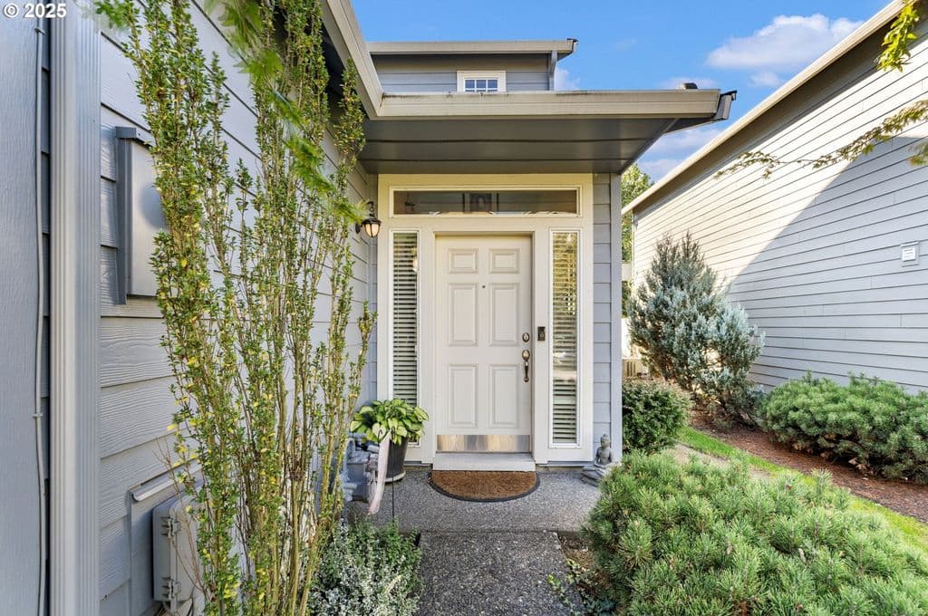 21780 NE Larkspur Ln, Fairview, OR 97024