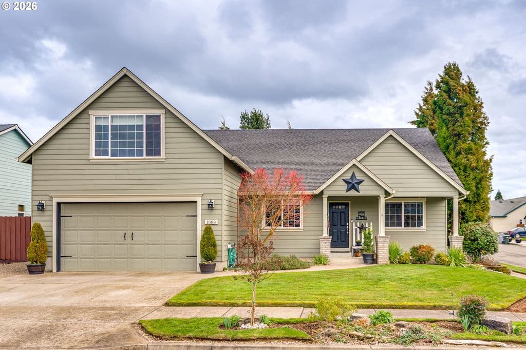 1088 S Sycamore St, Canby, OR 97013