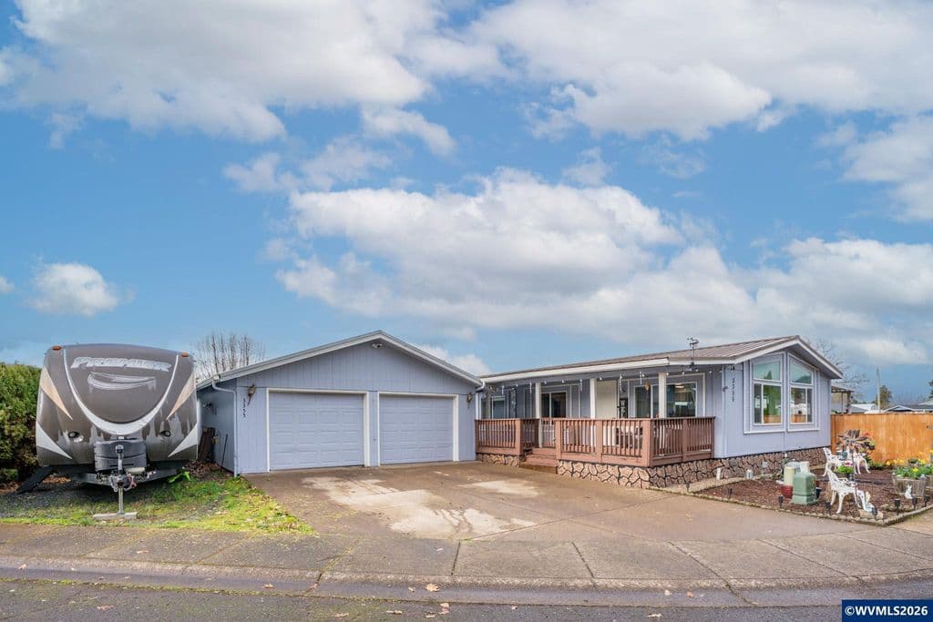 3355 Snow Peak Pl, Lebanon, OR 97355