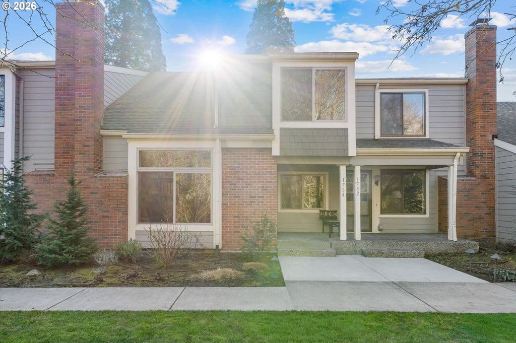 1764 Bonniebrae Dr, Lake Oswego, OR 97034