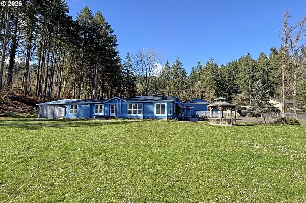 90750 Hill Rd, Springfield, OR 97478
