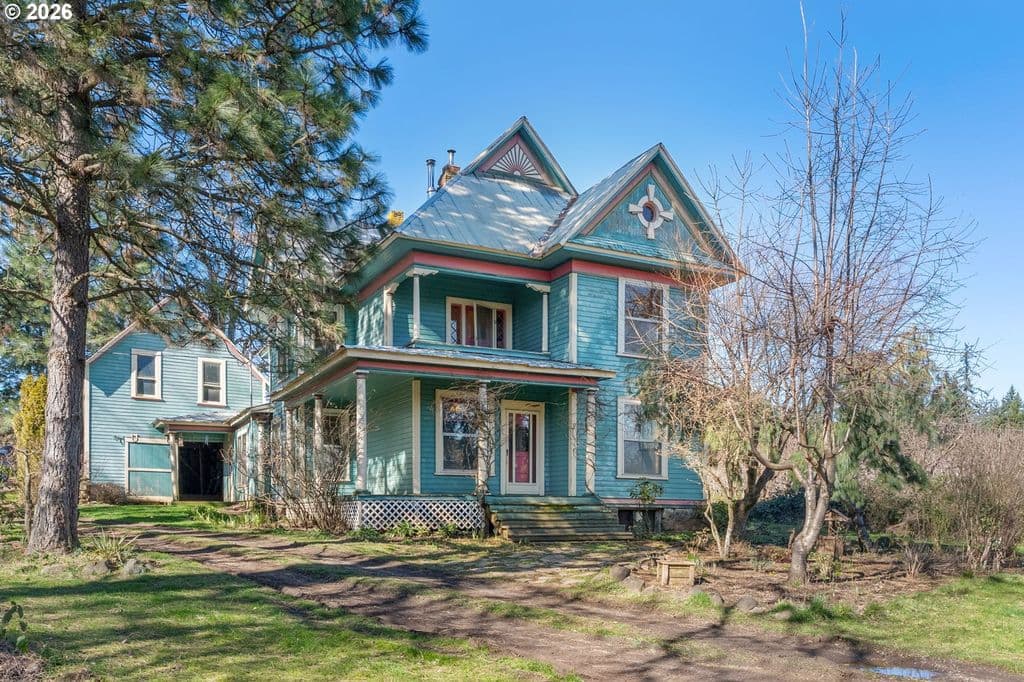 1580 Markham Rd, Hood River, OR 97031