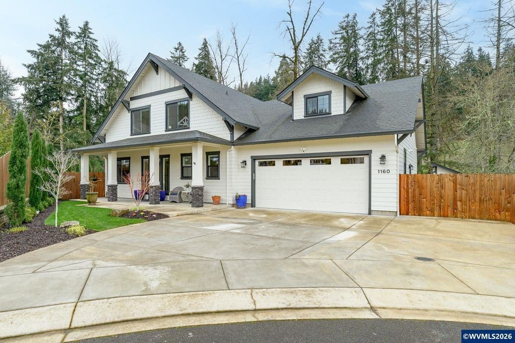 1160 Bedlington Ter, Silverton, OR 97381