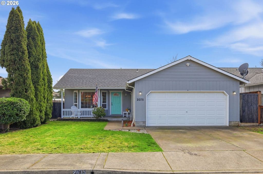 2075 Bryant Ave, Cottage Grove, OR 97424