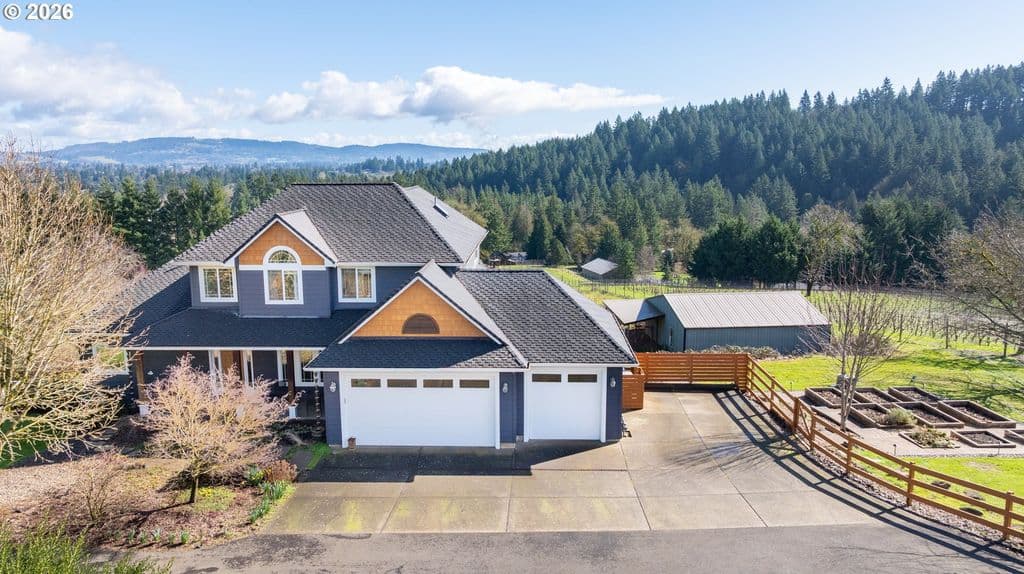 11000 NE Red Hills Rd, Dundee, OR 97115