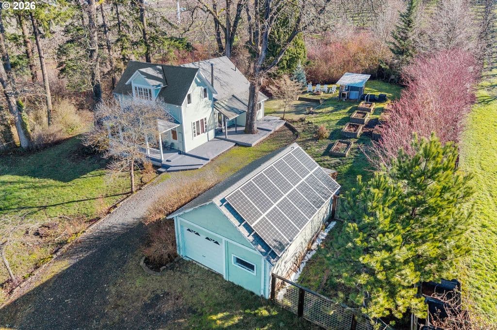 3225 Thomsen Rd, Hood River, OR 97031