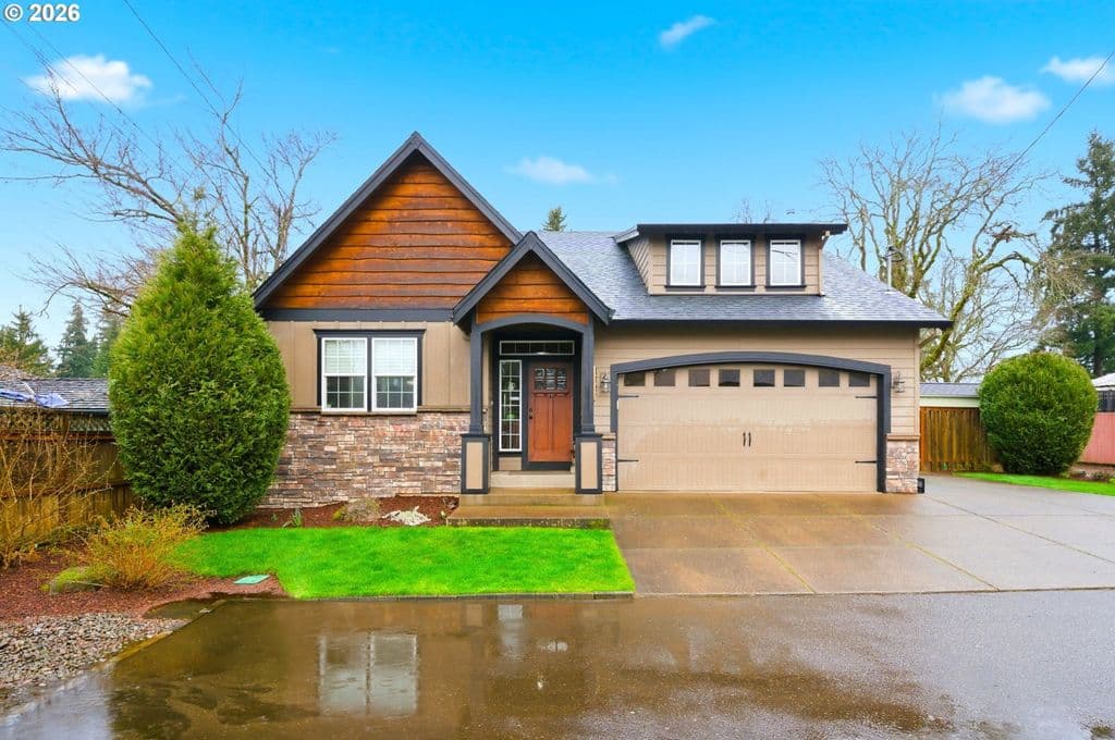 8117 Cox Ln, Gladstone, OR 97027