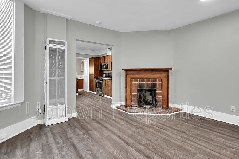 7472 N Haven Ave - Thumbnail 3