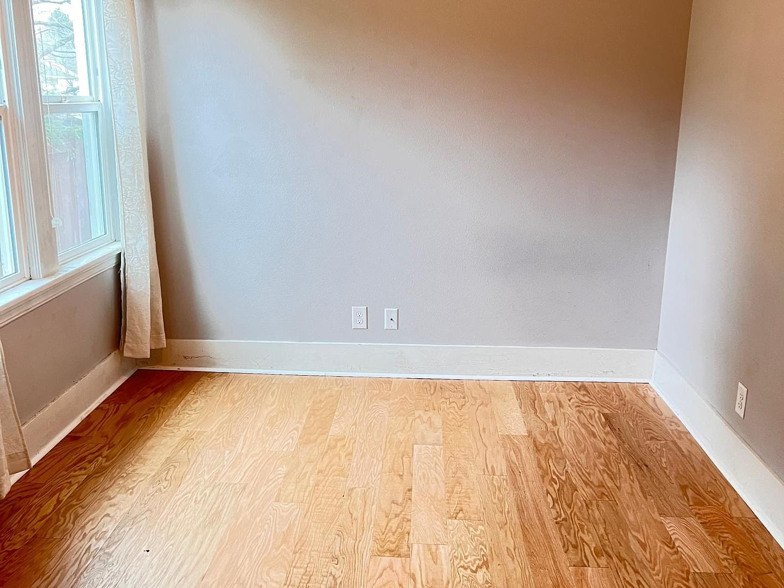 7454 N Haven Ave - Thumbnail 7