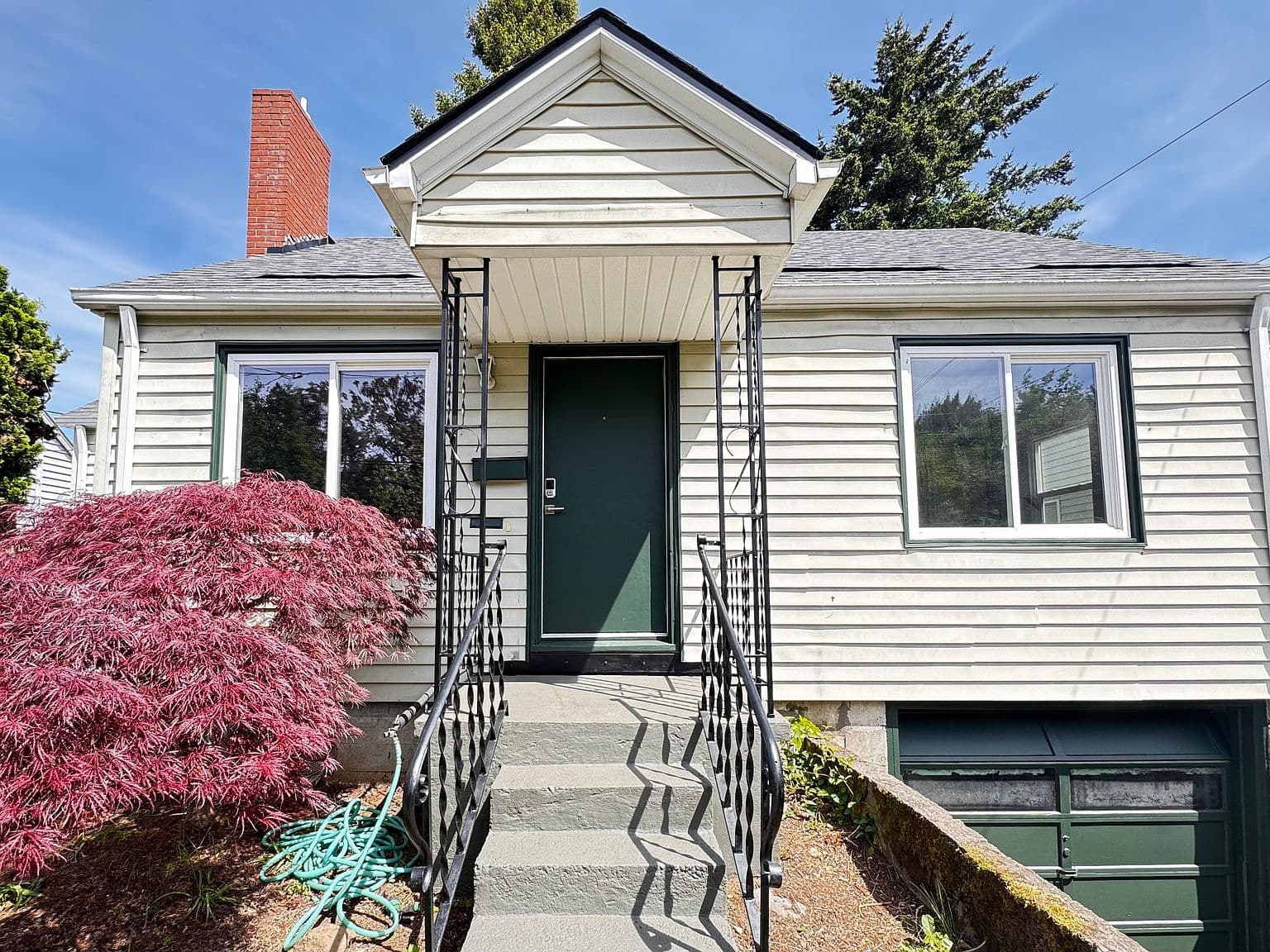 8954 N Portsmouth Ave