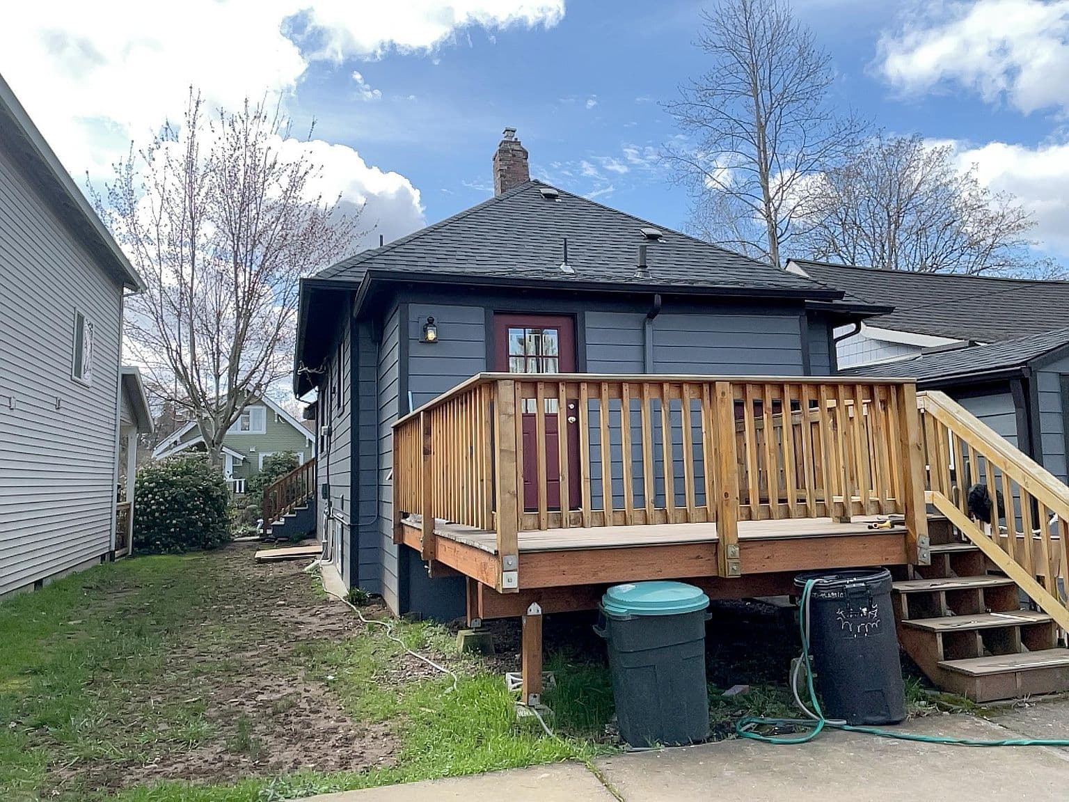 5509 N Syracuse St - Thumbnail 2