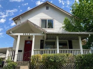Nearby home at 5605 N Bowdoin St