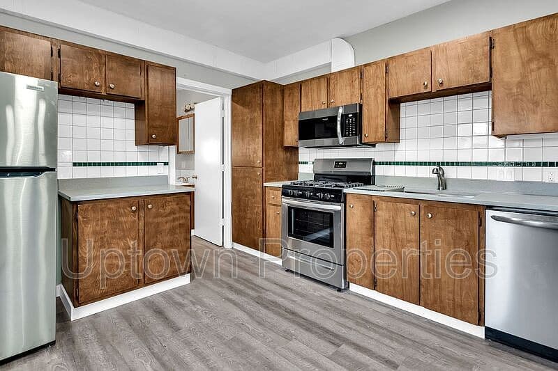 7472 N Haven Ave - Thumbnail 7