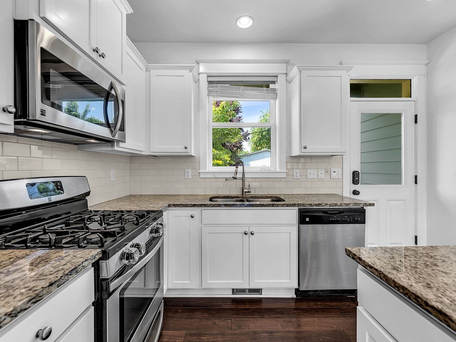 4625 N Hunt St - Thumbnail 5