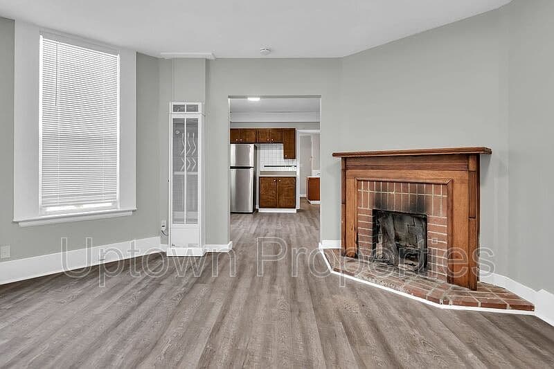 7472 N Haven Ave - Thumbnail 2