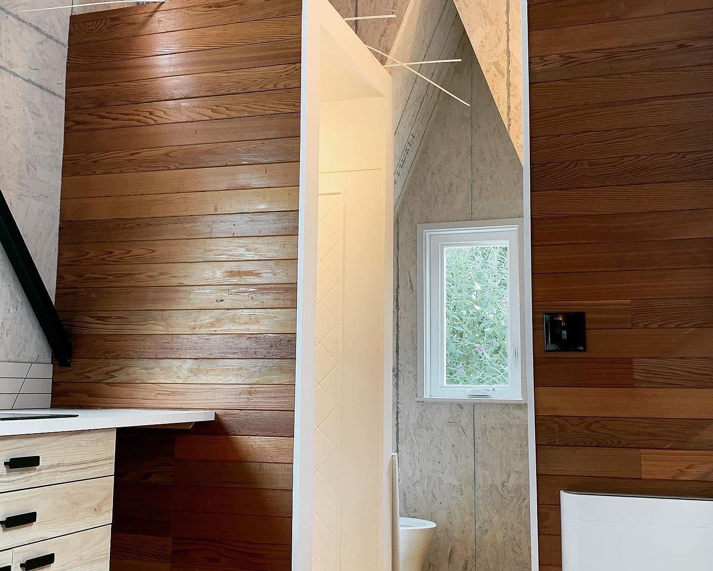 8115 N Portsmouth Ave - Thumbnail 5